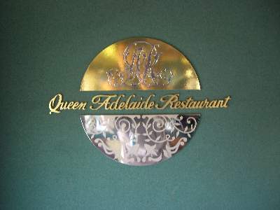 Queen Adelaide Restaurant ロゴ