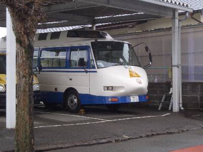 新幹線 100 系バス