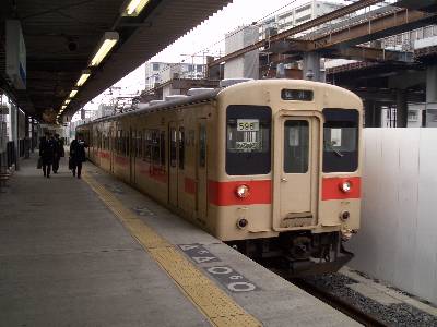 桜井線の電車