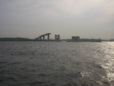 東京湾臨海道路の延長になると思われる橋