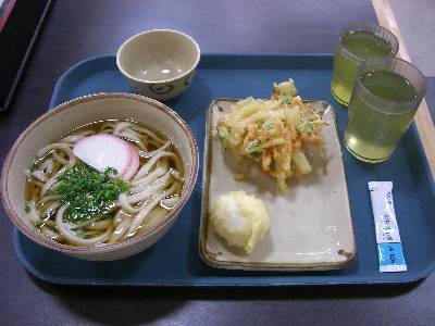 中井麺宿での朝食