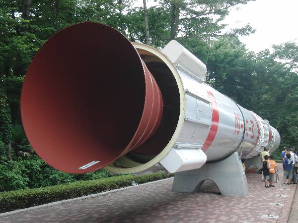 M-V-2 ロケット (ほぼ実物)